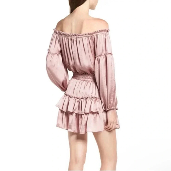 MISA Los Angeles Romi Dress Off the Shoulder Mauve
Size M - Picture 3 of 15